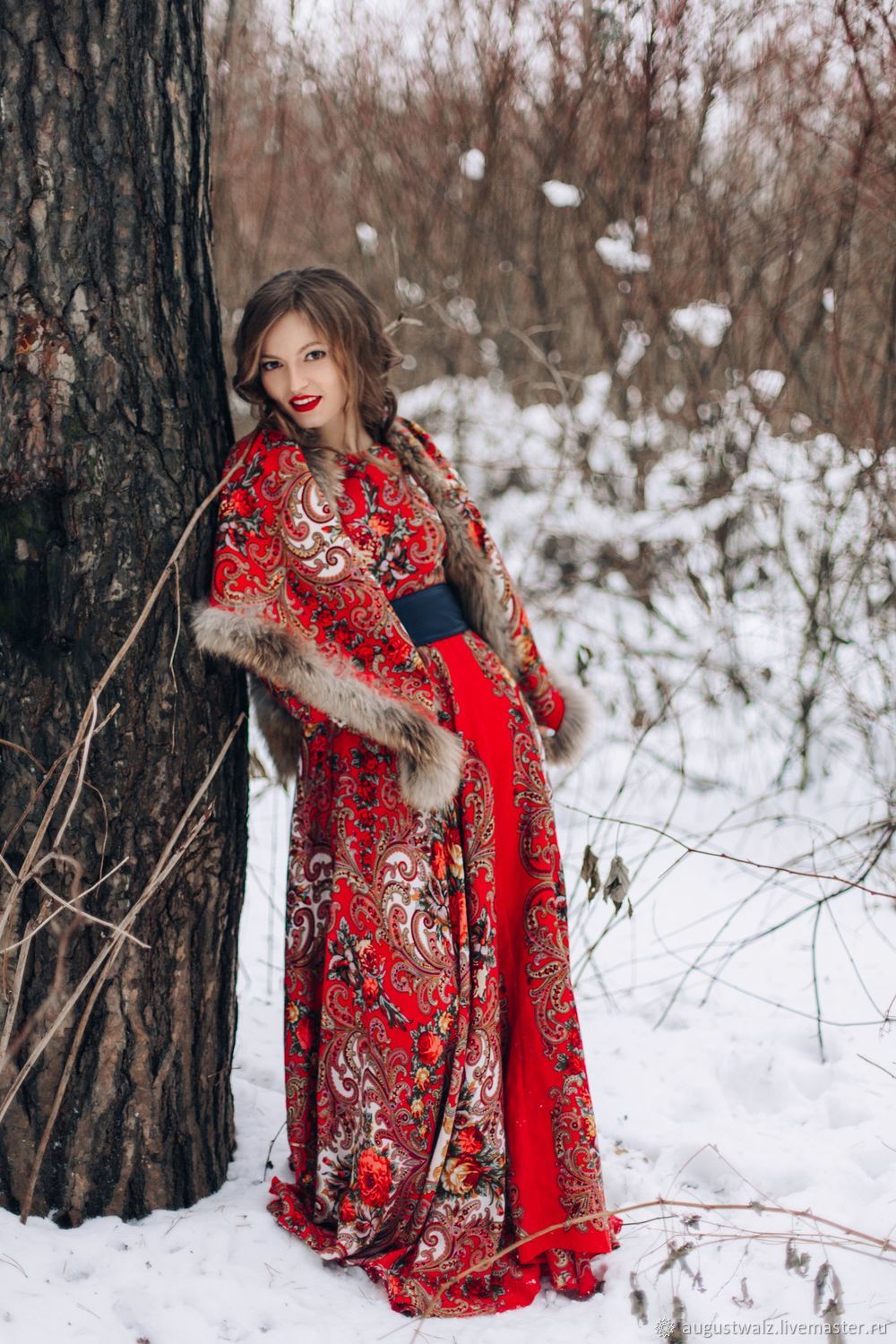 Photo Girls in Slavic costumes in Heuzhou